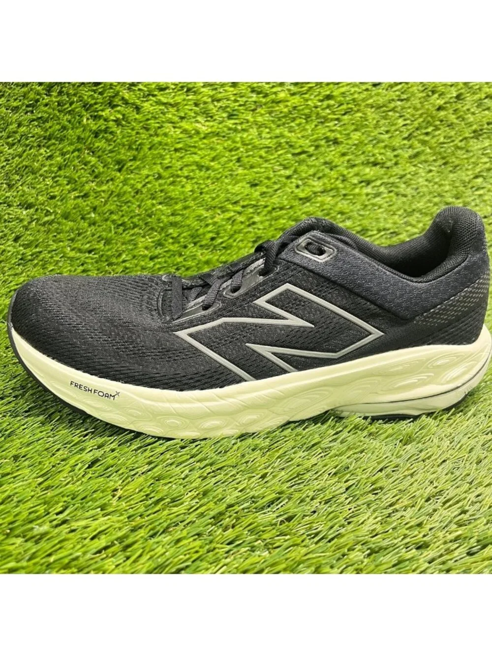 New Balance Fresh Foam X 860v14 Womens Size 10.5 Black Running Shoes Sneakers